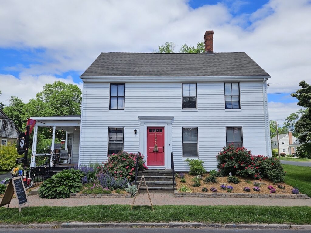 Image of the Blackbird House, Wethersfield, CT